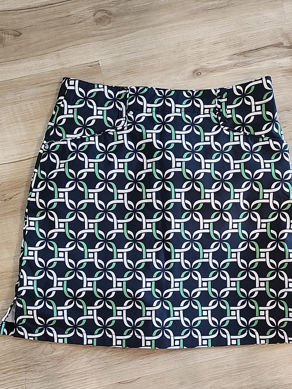 Nivo By Lanctit Geo-Print Women's Golf Skort Size 2